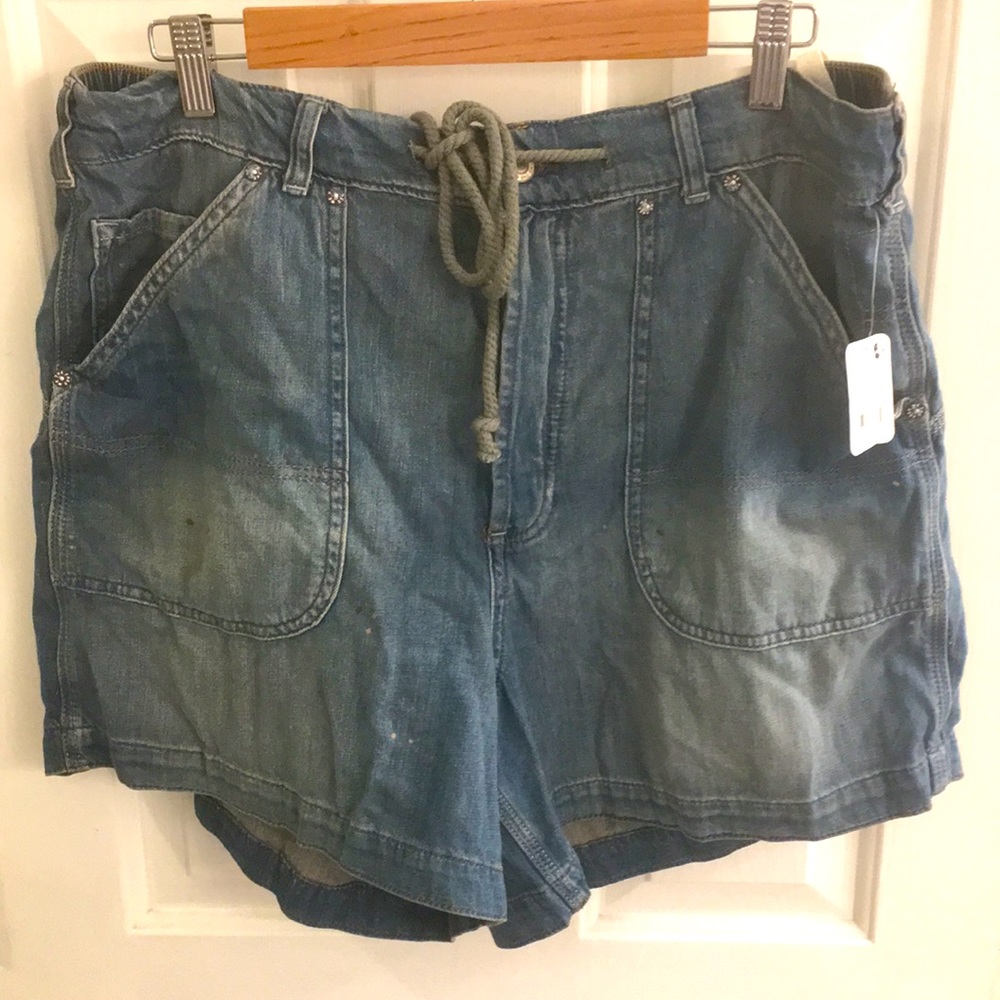 Free People Second Chance Denim Jean Shorts in Faded Blue
